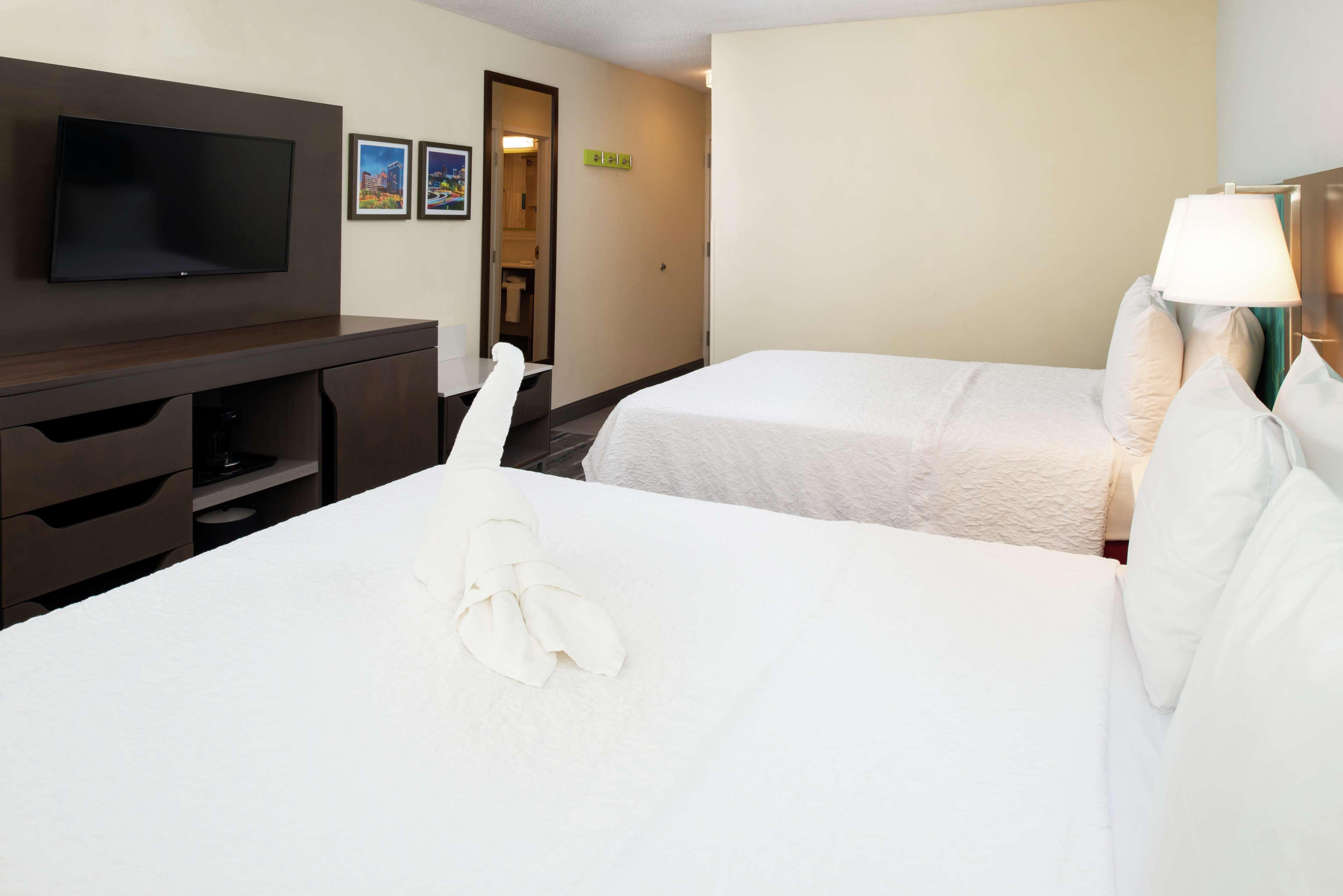 Hampton Inn Greensboro Airport Exteriér fotografie