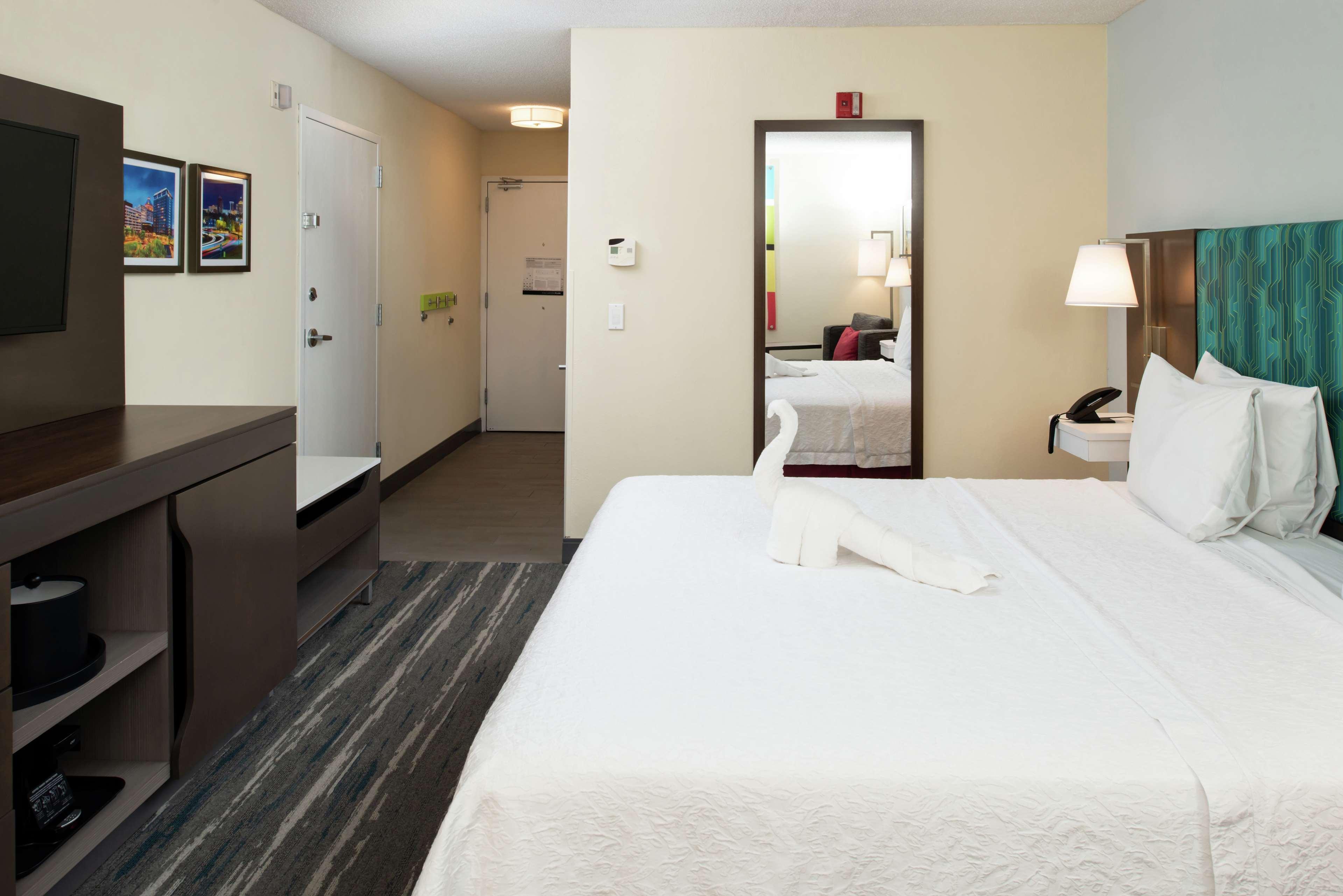 Hampton Inn Greensboro Airport Exteriér fotografie